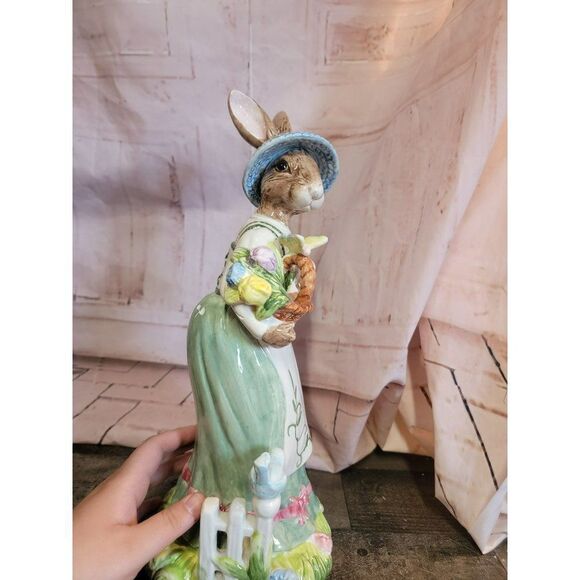 Ceramic gardening Bunny AS IS Easter flower bird - Picture 5 of 13